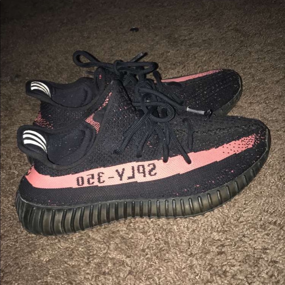 Yeezy 350 “red” - Picture 3 of 3